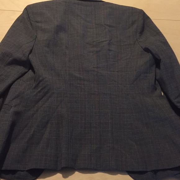 Rafaella Gray Blazer w/ Red & White plaid pattern - Picture 5 of 7